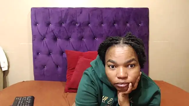 EBONYBUSTYY online show from 05/15/26, 05:31