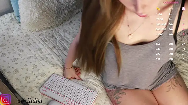 Snapshot of AprilinAlba chatting on 03/09/26, 06:28 AprilinAlba online show from 03/09/26, 06:28