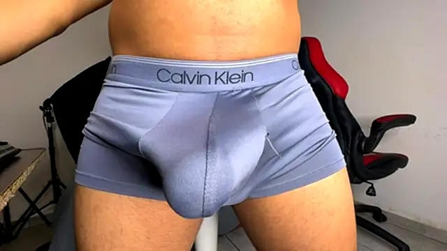 jordylatin20 online show from 12/01/25, 11:32