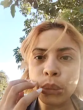 isexynara online show from 04/09/26, 08:14