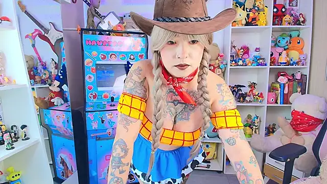 meda kawaii  online show from 10/02/25, 09:55