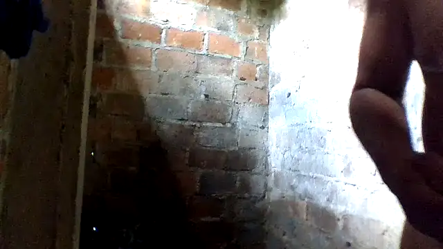 Snapshot of axomen chatting on 02/04/26, 06:58 axomen online show from 02/04/26, 06:58