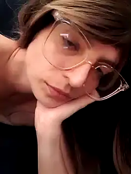 Snapshot of LouGabriel chatting on 12/15/24, 08:08 LouGabriel online show from 12/15/24, 08:08