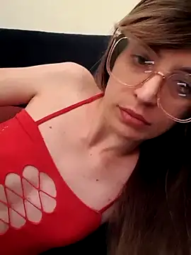 Snapshot of LouGabriel chatting on 02/08/25, 11:45 LouGabriel online show from 02/08/25, 11:45