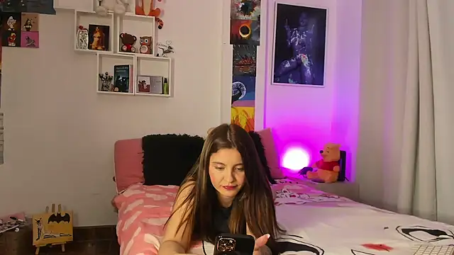 Sarah Jhonson online show from 02/01/25, 10:44