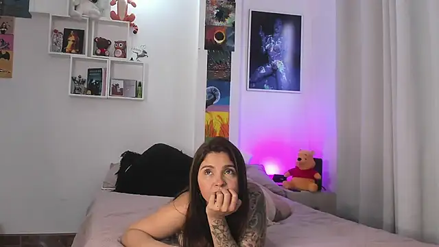 Sarah Jhonson online show from 02/08/25, 08:32