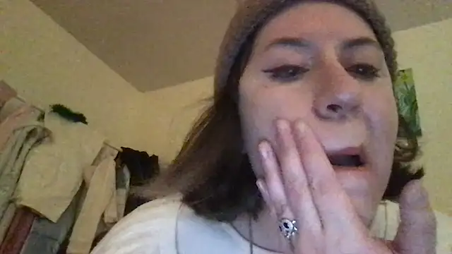 HYPHYtype online show from 12/03/25, 02:19