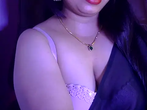 Snapshot of Maalnad_beauty chatting on 03/26/26, 05:51 Maalnad beauty online show from 03/26/26, 05:51