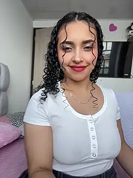 Lucy Marin online show from 03/05/25, 04:13