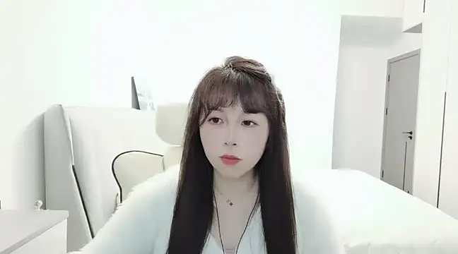 Sunset glow online show from 02/18/25, 02:27