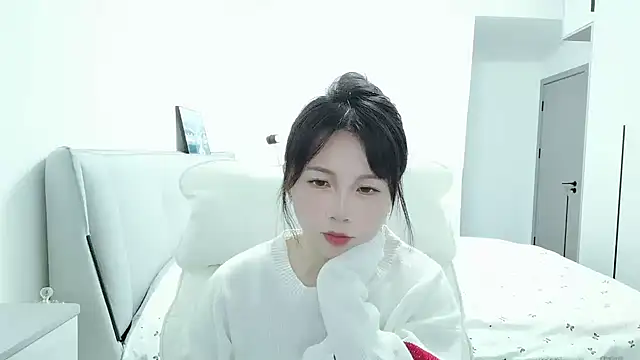 Sunset glow online show from 11/06/25, 03:07