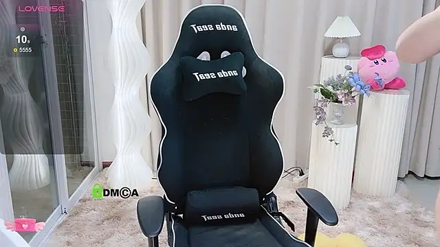 Happy Kitty online show from 12/07/24, 01:18