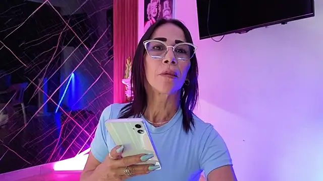 Snapshot of crisstal_miler chatting on 04/03/26, 03:04 crisstal miler online show from 04/03/26, 03:04