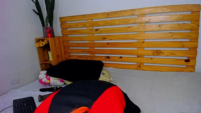 MaryJaneDove online show from 02/28/25, 10:30