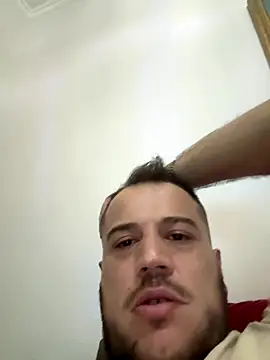 Snapshot of 1Aleks13 chatting on 10/06/25, 07:33 1Aleks13 online show from 10/06/25, 07:33