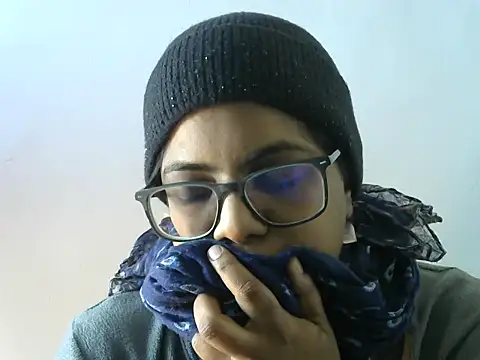 Snapshot of Sultryindianx100 chatting on 05/13/26, 08:01 Sultryindianx100 online show from 05/13/26, 08:01