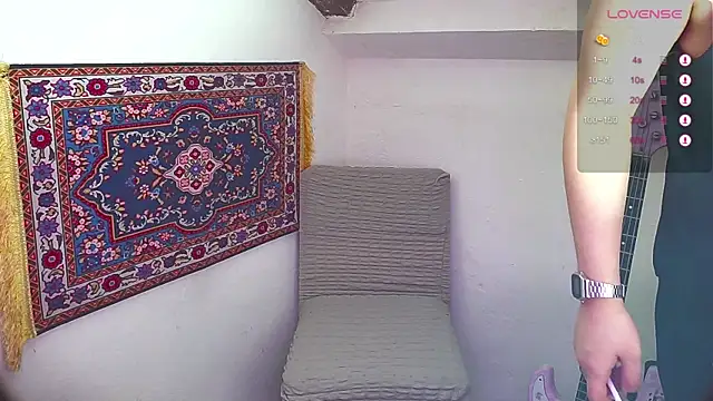 Snapshot of sademobeer chatting on 03/08/25, 09:40 sademobeer online show from 03/08/25, 09:40