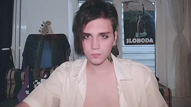 Snapshot of sademobeer chatting on 09/24/25, 08:28 sademobeer online show from 09/24/25, 08:28