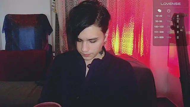 Snapshot of sademobeer chatting on 11/30/25, 09:08 sademobeer online show from 11/30/25, 09:08