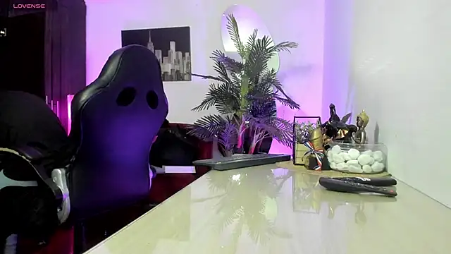 Amaia Bushida online show from 09/13/25, 02:33