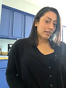 Snapshot of Nikkierosee chatting on 03/01/26, 03:14 Nikkierosee online show from 03/01/26, 03:14