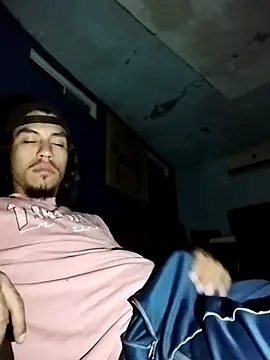 AlexAlejandro13 online show from 04/25/26, 08:06