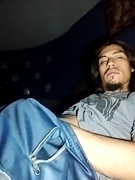 AlexAlejandro13 online show from 04/26/26, 07:50