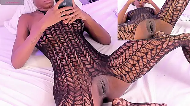 AgathaFoxx online show from 02/07/25, 04:37