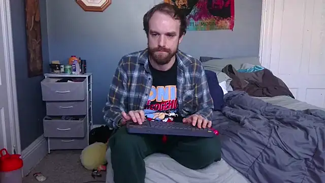 Snapshot of hpluvsplata chatting on 02/13/26, 04:03 hpluvsplata online show from 02/13/26, 04:03