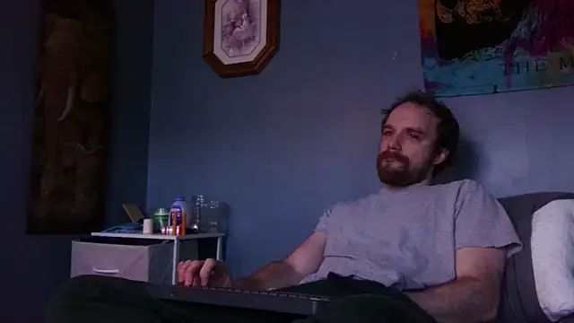 Snapshot of hpluvsplata chatting on 03/17/26, 01:25 hpluvsplata online show from 03/17/26, 01:25