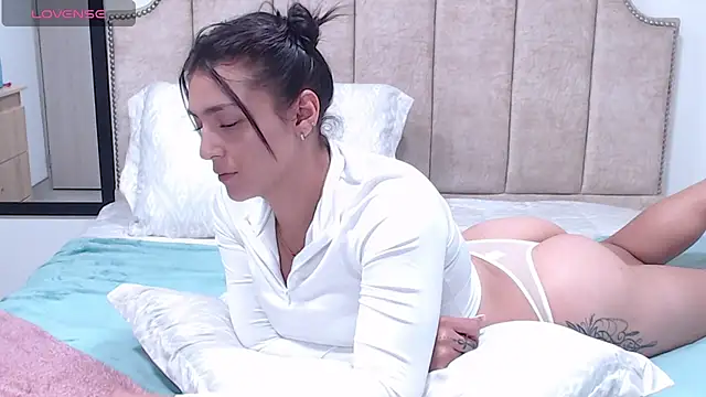 EricaVanderhill online show from 02/23/25, 01:13