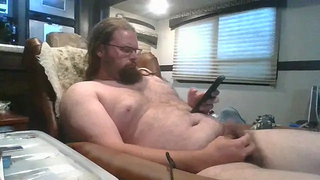 Snapshot of thud3843 chatting on 10/05/25, 09:34 thud3843 online show from 10/05/25, 09:34