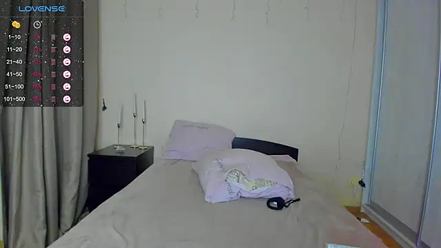 Snapshot of Bella_Foryou chatting on 01/05/25, 11:26 Bella Foryou online show from 01/05/25, 11:26