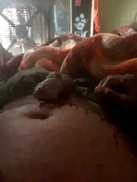 Snapshot of FinableKnee chatting on 11/03/25, 07:31 FinableKnee online show from 11/03/25, 07:31