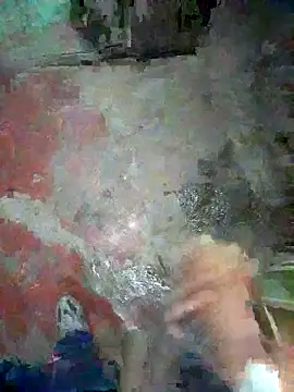 Snapshot of FinableKnee chatting on 11/08/25, 11:36 FinableKnee online show from 11/08/25, 11:36