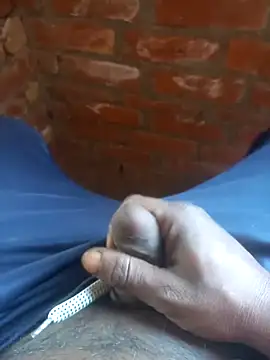 Snapshot of FinableKnee chatting on 02/28/26, 08:59 FinableKnee online show from 02/28/26, 08:59