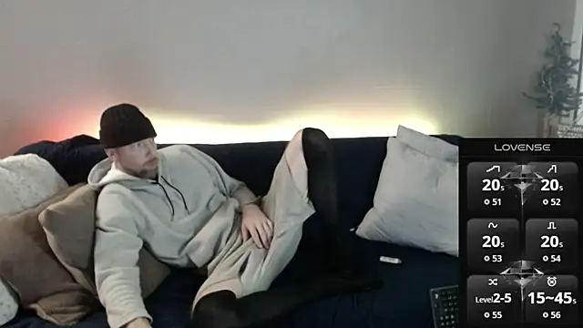 MaxRouger online show from 12/01/25, 10:48