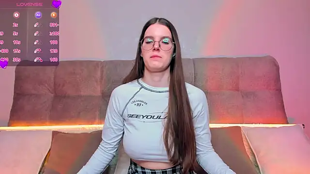 AriellaTesk online show from 12/16/24, 04:23