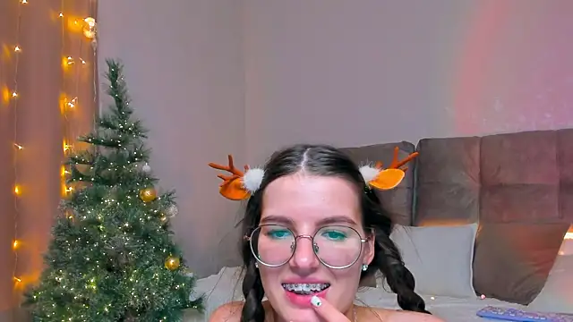 AriellaTesk online show from 01/01/25, 05:22