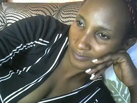 Snapshot of Athena_2019 chatting on 12/04/25, 07:39 Athena 2019 online show from 12/04/25, 07:39