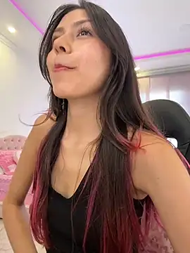 Snapshot of Sensualtease chatting on 02/03/26, 08:58 Sensualtease online show from 02/03/26, 08:58