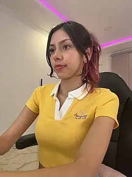 Snapshot of Sensualtease chatting on 02/27/26, 12:43 Sensualtease online show from 02/27/26, 12:43