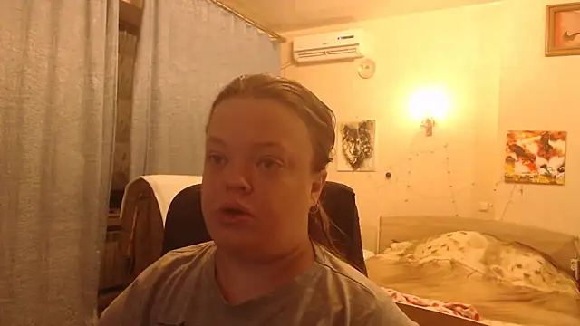 Janiffer MiMi online show from 12/13/24, 08:04