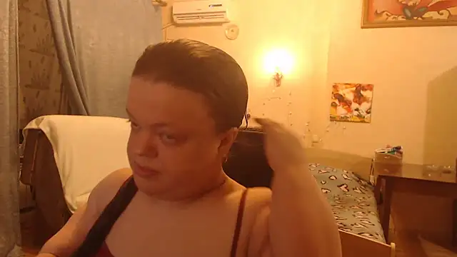 Janiffer MiMi online show from 12/26/24, 04:36