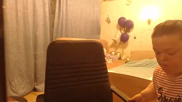 Janiffer MiMi online show from 01/01/25, 08:47