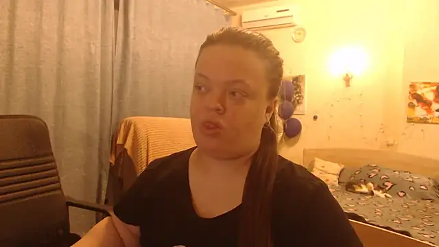 Janiffer MiMi online show from 01/12/25, 01:11