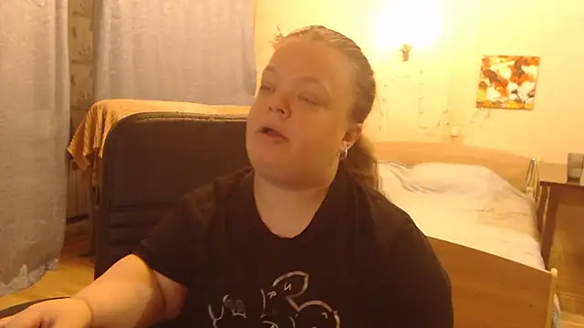 Janiffer MiMi online show from 01/19/25, 10:06