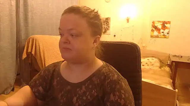 Janiffer MiMi online show from 01/31/25, 06:14