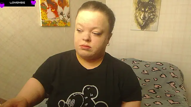 Janiffer MiMi online show from 10/18/25, 04:41