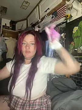 Snapshot of 1-800-FUCKYOU chatting on 12/19/24, 05:08 1-800-FUCKYOU online show from 12/19/24, 05:08